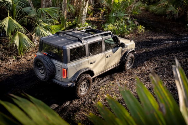 Ford Bronco Everglades in mud